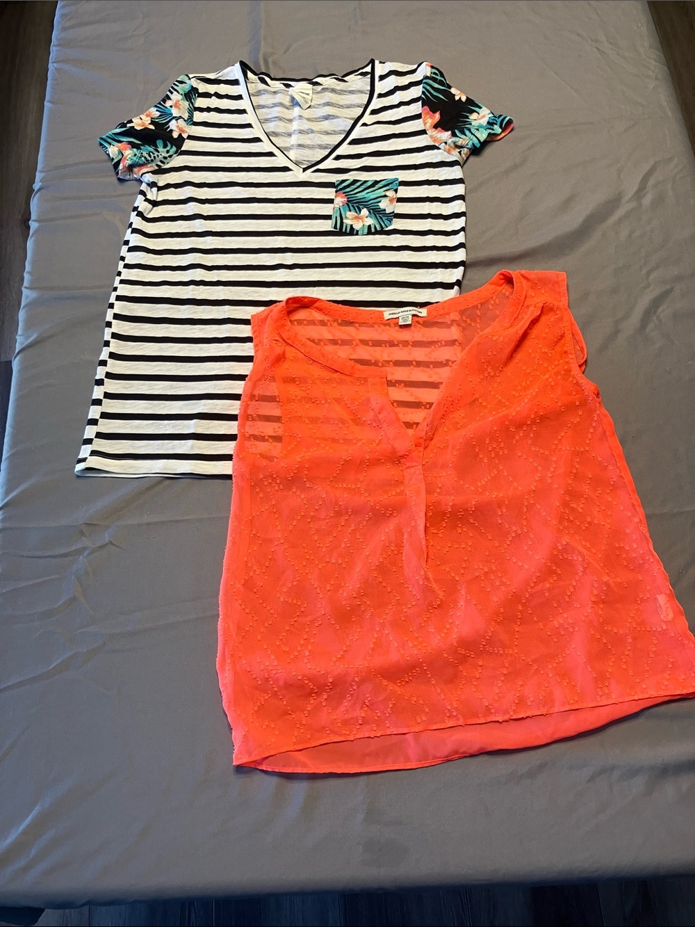 Women’s Shirt Bundle- 2 Shirts - XS
